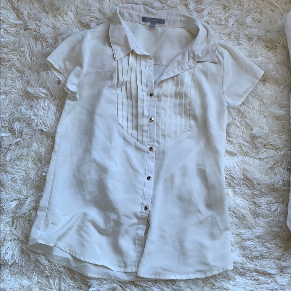 Short-Sleeved Button Up Blouse (off-white)